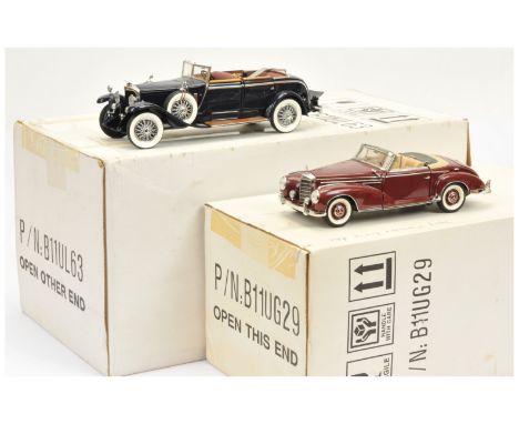 Franklin Mint a boxed pair of model cars comprising of (1) B11UL63 1926 Mercedes Model K Tourer - dark blue (missing side lig