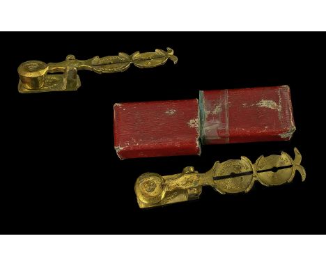Early to Mid Century Brass Sovereign Scales, in fitted case (damaged).