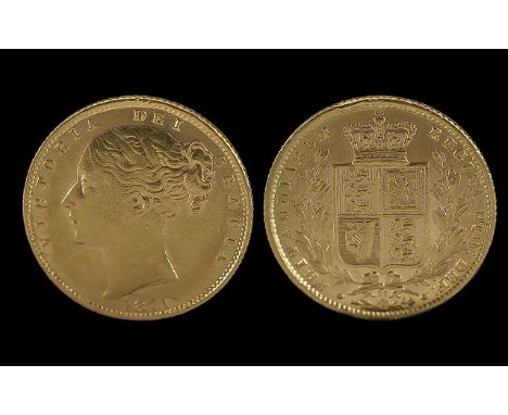 Queen Victoria 22ct Gold Young Head Shield Back Full Sovereign - Date 1871. Very Fine Condition, Light Toning. Die Number 17,