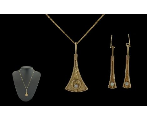 Art Nouveau Style Pleasing Designed Ladies 9ct Gold Opal Set Pendant with Attached 9ct Gold Chain, with Matching Pair of 9ct 