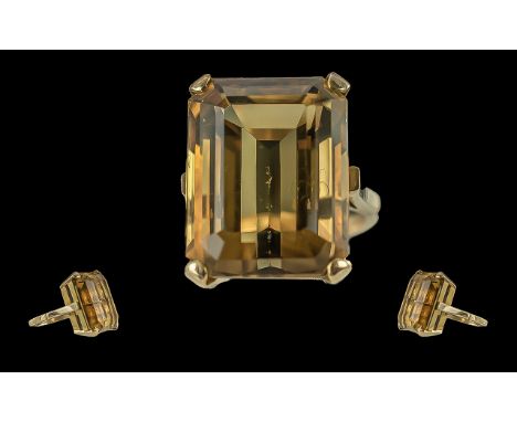 Ladies - Attractive Heavy 9ct Gold Citrine Set Statement Ring, Marked 9ct to Shank. The Large Rectangular Shaped Step-cut Cit