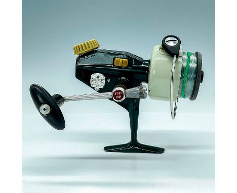 Good vintage Swedish import for Garcia, dark Hunter green body with light green head. Issued: c. 1970'sDimensions: 4.5"L x 4.