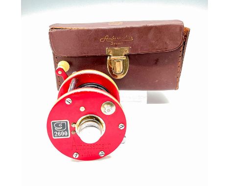 Beautiful reel with red end plates and pearlescent components. A light, fast reel with push-button free spool on handle cap. 