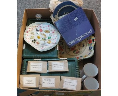 Box of assorted items to include; two boxes of various pin badges, two Poole Silver Jubilee commemorative mugs, two Mason's i