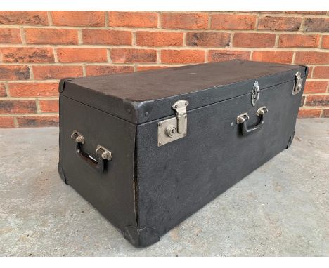 Vintage Motoring TrunkMake: Contact AuctioneerModel: Contact AuctioneerYear: 0Mileage: 0VIN: Contact AuctioneerConfiguration: