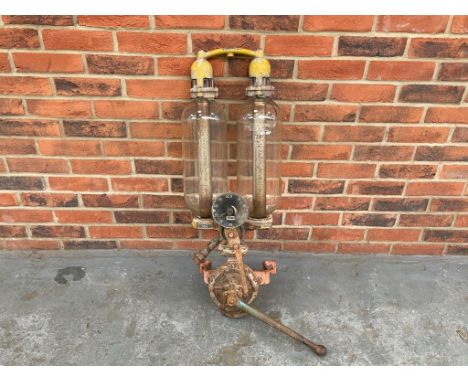 Vintage Poupar Petrol DispenserMake: Contact AuctioneerModel: Contact AuctioneerYear: 0Mileage: 0VIN: Contact AuctioneerConfi