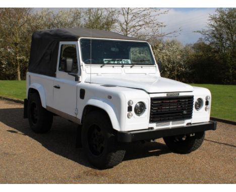 2002 Land Rover Defender 2.5 TD5 Pick-upMake: Land RoverModel: Defender TD5Year: 2002Mileage: 101000VIN: SALLDVA572A635616Con