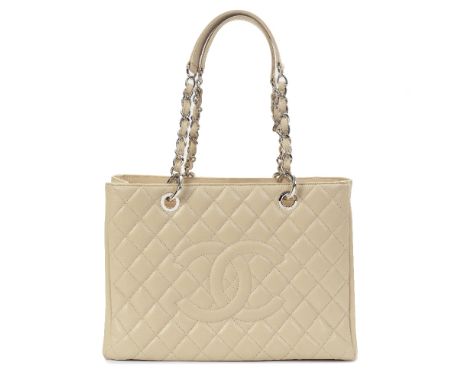 Sold at Auction: CHANEL - VINTAGE LUXE LIGNE BOWLER TOTE BAG MEDIUM