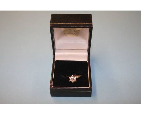 A diamond solitaire ring, stamped plat 1.13ct