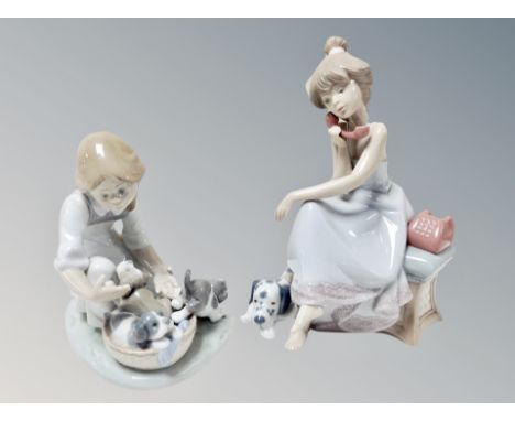 Two Lladro figures Joy in a Basket 5595 and Chit Chat 5466 (2)