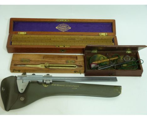 Boxed set containing small set of scales etc