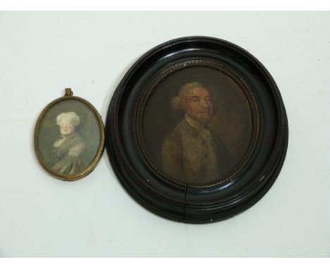 Miniature portrait of a lady in gilt oval frame, together with a miniature portrait of a gentleman in wooden oval frame (2)
