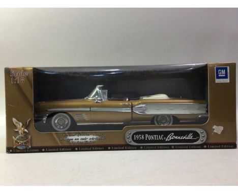 ROAD SIGNATURE, THREE 1:18 SCALE MODELS 1958 Pontiac Bonneville, 1959 Buick Electra 225 and 1958 Edsel Citation, boxed