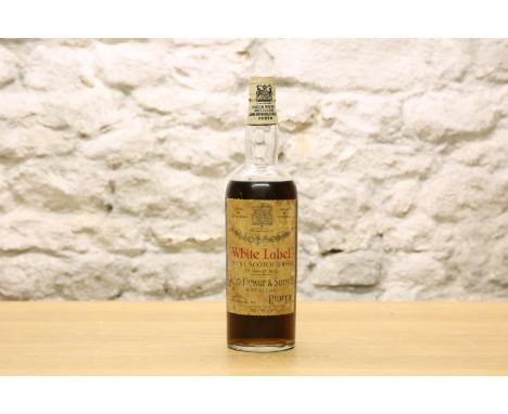 1 VERY RARE BOTTLE DEWARS FINEST SCOTCH WHISKY “WHITE LABEL” ‘OF GREAT AGE’ WITH SPRING CAP. We believe this bottle is possib