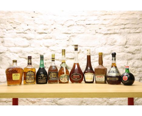10 BOTTLES (INCLUDING LITRE BOTTLES) ASSORTED SPIRITS AND LIQUEURS FROM 1970’S / 1980’S,&nbsp;comprising :- 1 Litre bottle Cr