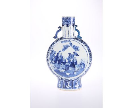 A CHINESE BLUE AND WHITE PORCELAIN MOON FLASK, 19TH CENTURY, painted to each side with four figures, the shoulders with appli