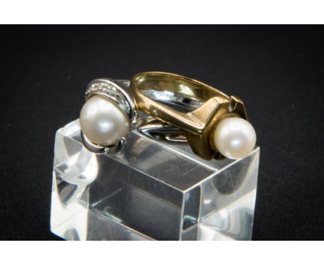 A COLLECTION OF JEWELLERY, to include a paste set brooch, two cultured pearl rings and an opal pendant etc.&nbsp;