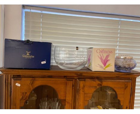 A Large Gleneagles crystal fruit bowl [box] and caithness pot pourri bowl [Box] 
