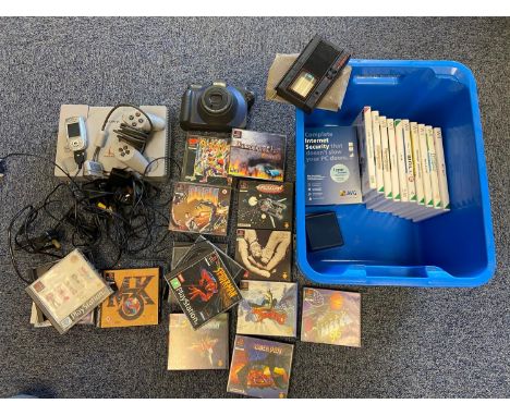 A Vintage PlayStation Console and various games to include DOOM and Spider Man, Sinclair radio/ accessory and various Wii gam