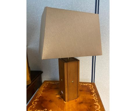 A Retro design mid century table lamp. 