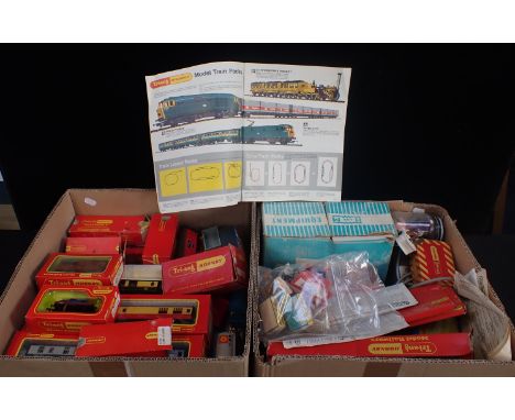 A COLLECTION OF HORNBY OO GAUGE ROLLING STOCK including R.17 Flat wagon with Minix car load (blue car), R.628 Buffet car, Pul