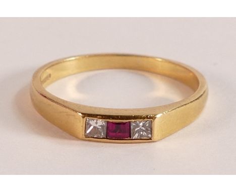 18ct gold ruby and diamond ring, size Q/R, 3.3g. 