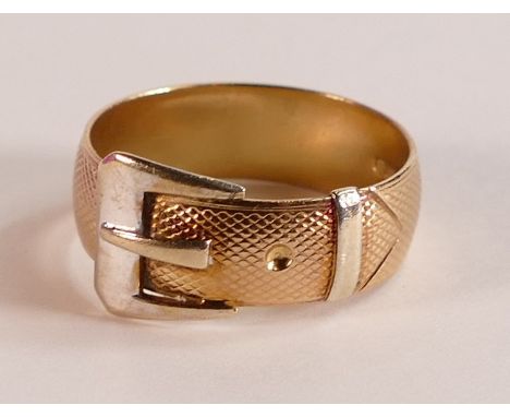 9ct gold Gents buckle ring, size S, 4.5g. 