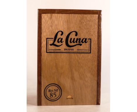 La Cuna Toro Habano hand made cigars, 6 in x 50 ring gauge. 1 sealed box of 20. 