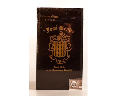 Jose Benito Corona Majors handmade cigars (Dominican Republic), 6.5 in x 46 ring gauge, 1 sealed box of 25, serial number 102