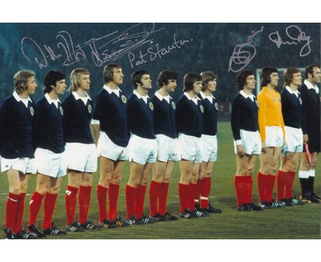 Autographed SCOTLAND 12 x 8 photo : Col, depicting Scottish players lining up shoulder to shoulder for their National Anthem 