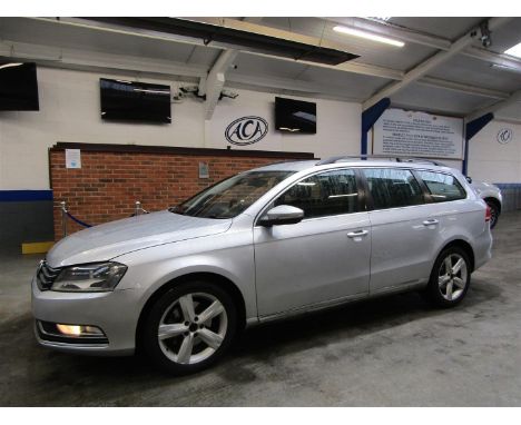 Make &amp; Model: VW Passat SE B-Motion Tech TDiDate of Reg: WN11LKUColour: Silvercc: 1968MoT: 12-10-2022Fuel Type: DIESELMil