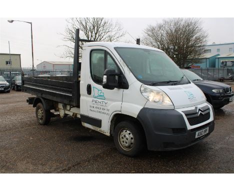 Make &amp; Model: Citroen Relay 35 L2 Tipper HDiDate of Reg: AU12VRFColour: Whitecc: 2198MoT: 07-12-2022Fuel Type: DIESELMile
