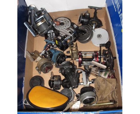 Box of assorted fishing reels to include centrepin fly reels, fixed spool fresh water reels and multiplier sea reels, brass f