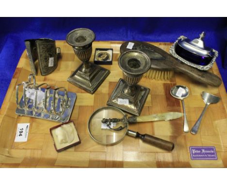 Tray of assorted items to include: EP heart shaped toast rack; engraved bangle; pair of silver plated dwarf candlesticks; mag