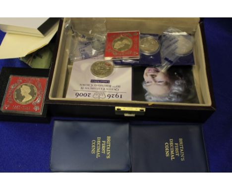 Jewellery box containing assorted cased and loose coinage to include: Jubilee coins; Britain's first decimal set; limited edi