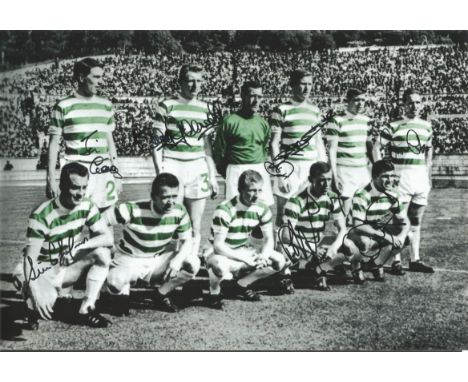 Celtic 1967, Colorized 12” X 8” Photo Depicting A Superb Image Of The Celtic Team Lining Up Prior To The 1967 European Cup Fi