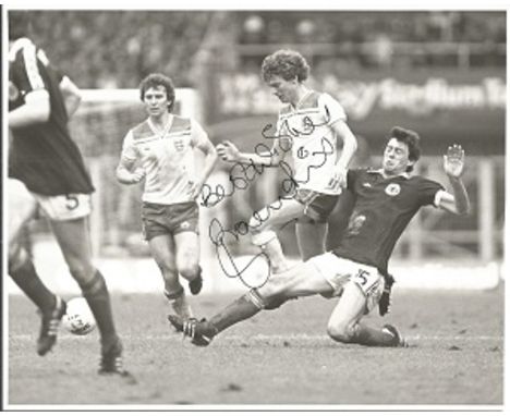 Graham Rix Signed 1981 England 8X10 Press Photo  Good condition.  All items come with a Certificate of Authenticity and can b