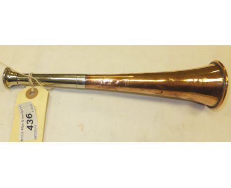 A copper and plated hunting horn by Callow of London CONDITION REPORTS Length approx. 22.25 cm, bell size approx. 5 cm diamet