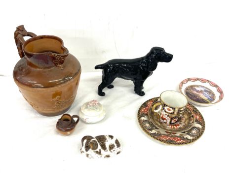 Selection of miscellaneous named pottery to include Royal Doulton, Royal Worcester, Crown Derby, Beswick 