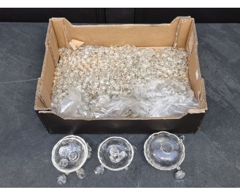 A large collection of faceted chandelier drops and similar. 