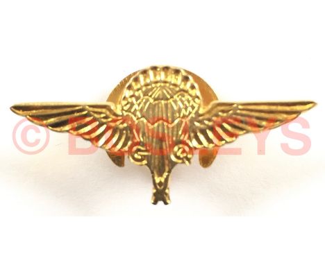 Fleet Air Arm Cold War Period GQ Parachutist 1955 Gold Wing. A rare 9 carat gold example by JRG&S (JR Gaunt and Sons) bearing