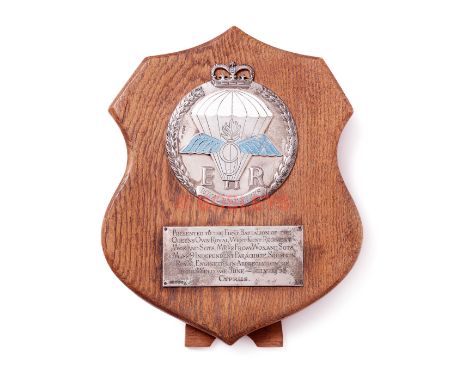 9th Independent Parachute Squadron Royal Engineers Presentation Shield Royal West Kent Interest Cyprus 1958 This oak shield i