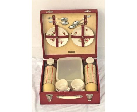 BREXTON PICNIC HAMPER fitted for four with cups and saucers, tea spoons, two thermos flasks and food containers 