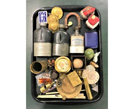 SELECTION OF COLLECTABLESincluding three Boy's Brigade brass cap badges; two miniature horse shoes; three glass, pewter and l