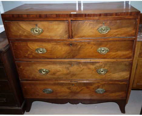 A mid Georgian mahogany caddy top chest of 2 short and 3 long drawers, on splay feet, 41"