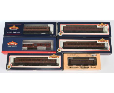 Bachmann &amp; Dapol mixed group of Coaches to include 39-775 50ft LMS Inspection Coach and others (see photo). Conditions ar
