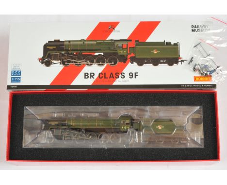 Hornby (China) OO R3988 BR Class 9F 'Evening Star' No.92220 - Smoke Deflector handrail on one side is detached, Cab roof hatc