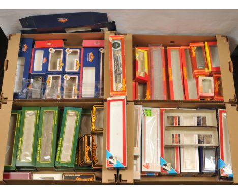 Bachmann OO Hornby, Lima, Replica Railways, Mainline and Dapol EMPTY boxes - Large amount of boxes, various locomotive, wagon