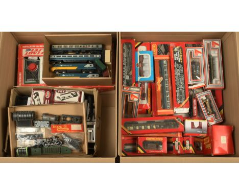 Hornby, Lima, Airfix &amp; others. Qty of various items. To include Hornby R065 BR Green Evening Star loco, Hornby BR Interci
