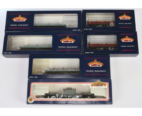 Bachmann mixed group of Wagons to include 38-040 31 ton OBA Open Wagon "EWS" and others (see photo). Conditions are Excellent